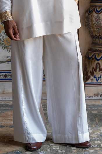 Dash And Dot Ivory Viscose Wide-legged Pant Online at Aza Fashions Dash And Dot_Ivory Viscose Wide-legged Pant _Online_at_Aza_Fashions