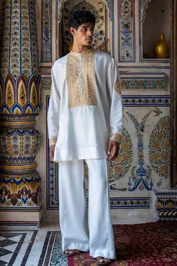 Shop Dash And Dot Ivory Viscose Wide-legged Pant Online at Aza Fashions Shop_Dash And Dot_Ivory Viscose Wide-legged Pant _Online_at_Aza_Fashions