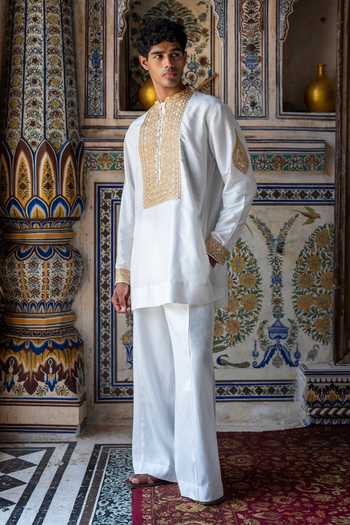 Dash And Dot Ivory Viscose Wide-legged Pant at Aza Fashions Dash And Dot_Ivory Viscose Wide-legged Pant _at_Aza_Fashions