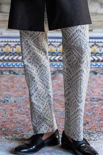 Dash And Dot Black Cotton, Linen Geometric Printed Pant Online at Aza Fashions Dash And Dot_Black Cotton, Linen Geometric Printed Pant _Online_at_Aza_Fashions