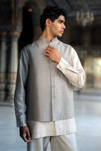Dash And Dot Embroidered Stripe Bundi 