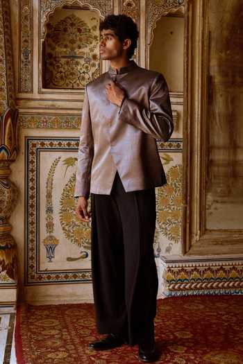 Buy Dash And Dot Gold Lurex Banarasi Metallic Blazer Online at Aza Fashions Buy_Dash And Dot_Gold Lurex Banarasi Metallic Blazer _Online_at_Aza_Fashions