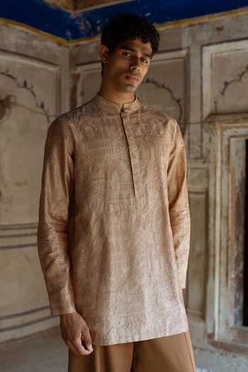 Dash And Dot Heritage Embroidered Short Kurta 