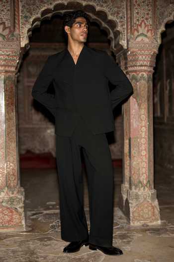 Buy Dash And Dot Black Viscose, Polyester Overlapping Curved Placket Blazer And Pant Set Online at Aza Fashions Buy_Dash And Dot_Black Viscose, Polyester Overlapping Curved Placket Blazer And Pant Set _Online_at_Aza_Fashions