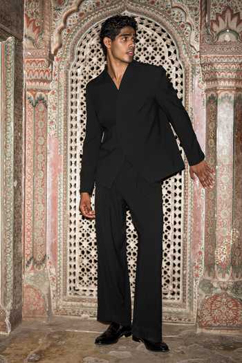 Buy Dash And Dot Black Viscose, Polyester Overlapping Curved Placket Blazer And Pant Set Buy_Dash And Dot_Black Viscose, Polyester Overlapping Curved Placket Blazer And Pant Set