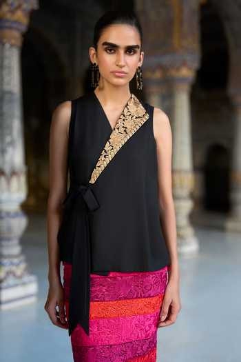 Dash And Dot Embroidered Side-tie Waistcoat 