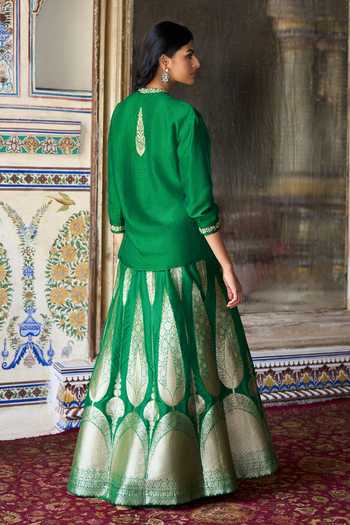 Dash And Dot Embroidered Motif Back Textured Shirt 