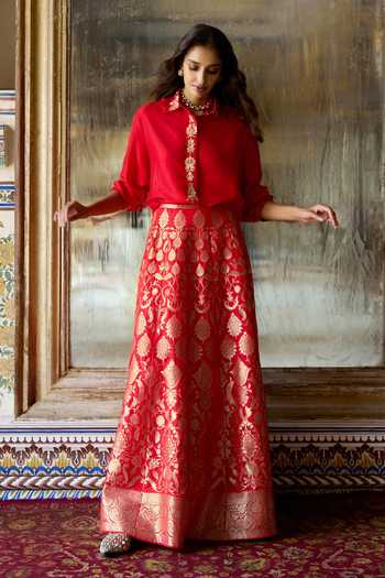 Dash And Dot Red Polyester, Lurex Banarasi Brocade Flared Maxi Skirt at Aza Fashions Dash And Dot_Red Polyester, Lurex Banarasi Brocade Flared Maxi Skirt _at_Aza_Fashions