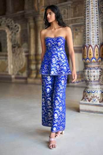 Buy_Dash And Dot_Blue Brocade Bandeau Neck Banarasi Peplum Corset Top And Pant Set _Online_at_Aza_Fashions