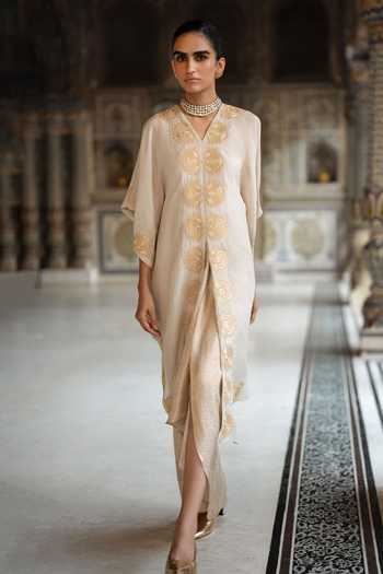 Buy Dash And Dot White Viscose, Lurex V-neck Embroidered Kaftan Top And Brocade Draped Skirt Set Online at Aza Fashions Buy_Dash And Dot_White Viscose, Lurex V-neck Embroidered Kaftan Top And Brocade Draped Skirt Set _Online_at_Aza_Fashions
