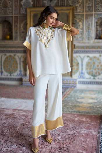 Buy Dash And Dot Ivory Viscose Round Neck Gota Applique Boxy Top Online at Aza Fashions Buy_Dash And Dot_Ivory Viscose Round Neck Gota Applique Boxy Top _Online_at_Aza_Fashions