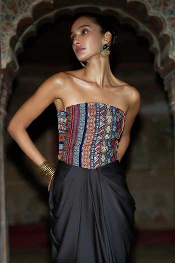 Shop Dash And Dot Multi Color Polyester Bandeau Neck Ornamental Stripes Corset Top Online at Aza Fashions Shop_Dash And Dot_Multi Color Polyester Bandeau Neck Ornamental Stripes Corset Top _Online_at_Aza_Fashions