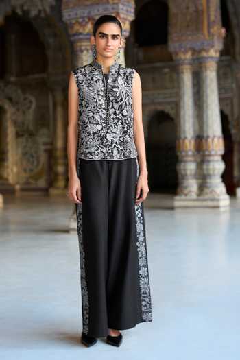 Shop Dash And Dot Black Viscose Metallic Thread Embroidered Straight Pant Online at Aza Fashions Shop_Dash And Dot_Black Viscose Metallic Thread Embroidered Straight Pant _Online_at_Aza_Fashions