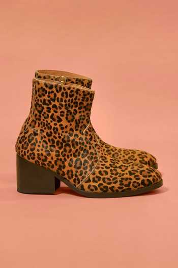 Buy_Dmodot_Brown Sprazzo Leopardo Boots _Online_at_Aza_Fashions