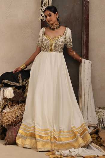 Aurouss Swarna Flared Anarkali With Dupatta