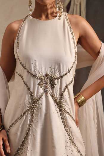 Aurouss Ivory Silk High Neck Lavanya Embroidered Kurta Set at Aza Fashions Aurouss_Ivory Silk High Neck Lavanya Embroidered Kurta Set _at_Aza_Fashions