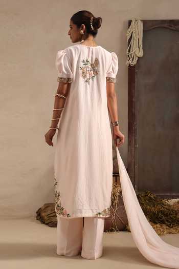 Aurouss Kusuma Embroidered Silk Kurta Set