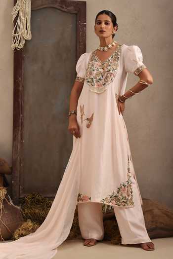 Aurouss Pink Silk V-neck, Yes Kusuma Embroidered Kurta Set at Aza Fashions Aurouss_Pink Silk V-neck, Yes Kusuma Embroidered Kurta Set _at_Aza_Fashions