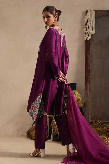 Aurouss Rangdha Embroidered Kurta Pant Set