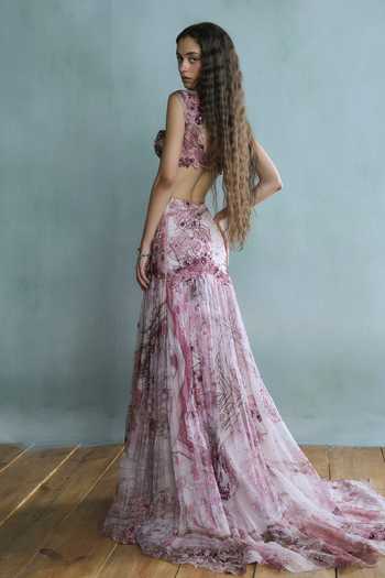 Falsa Rosette Embroidered Lehenga Set 