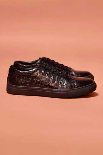 Buy Dmodot Black Leather, Linen Scarpo Croco Textured Sneakers Online at Aza Fashions Buy_Dmodot_Black Leather, Linen Scarpo Croco Textured Sneakers _Online_at_Aza_Fashions