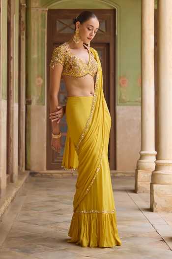 Tamanna Punjabi Kapoor_Yellow Chiffon, Raw Silk V-neck Iqra Pre-draped Saree With Blouse _Online_at_Aza_Fashions