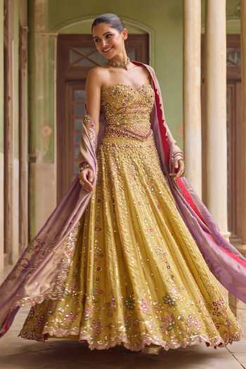 Tamanna Punjabi Kapoor_Mustard Tissue Sweetheart Jannat Embellished Kanjivaram Lehenga And Blouse Set _Online_at_Aza_Fashions