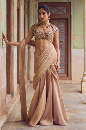 Buy Tamanna Punjabi Kapoor Pink Tissue Sweetheart Neck Khwaab Pre-draped Saree With Blouse Online at Aza Fashions Buy_Tamanna Punjabi Kapoor_Pink Tissue Sweetheart Neck Khwaab Pre-draped Saree With Blouse _Online_at_Aza_Fashions