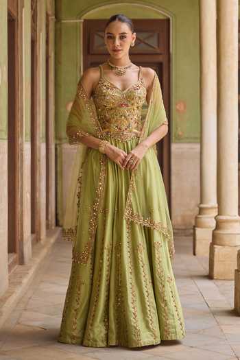 Tamanna Punjabi Kapoor Nazm Embroidered Lehenga Set