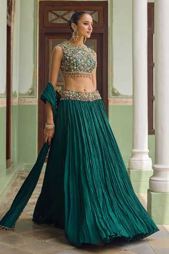Tamanna Punjabi Kapoor Rihaa Crushed Lehenga Set