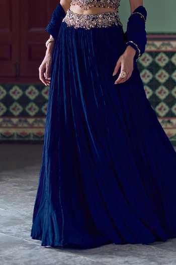 Tamanna Punjabi Kapoor Blue Silk Sweetheart Neck Saira Textured Embroidered Lehenga Set Online at Aza Fashions Tamanna Punjabi Kapoor_Blue Silk Sweetheart Neck Saira Textured Embroidered Lehenga Set _Online_at_Aza_Fashions