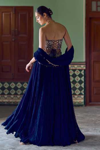 Tamanna Punjabi Kapoor Saira Textured Embroidered Lehenga Set