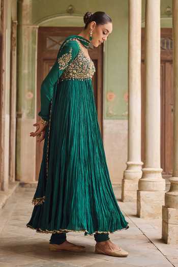 Tamanna Punjabi Kapoor_Emerald Green Crepe Scoop Neck, Yes Seher Crushed Embroidered Anarkali Set _Online_at_Aza_Fashions