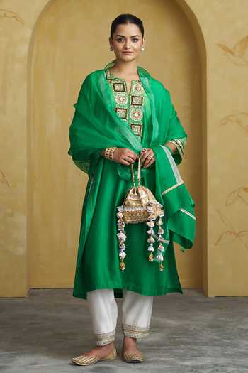 Vaaya Green Silk, Organza, Chanderi Split V-neck Embroidered Kurta Set Online at Aza Fashions Vaaya_Green Silk, Organza, Chanderi Split V-neck Embroidered Kurta Set _Online_at_Aza_Fashions