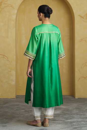 Vaaya Silk Chanderi Embroidered Kurta Set 