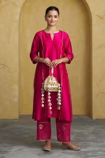 Buy Vaaya Pink Silk, Chanderi Split V-neck, Yes Handwoven Kurta Set Online at Aza Fashions Buy_Vaaya_Pink Silk, Chanderi Split V-neck, Yes Handwoven Kurta Set _Online_at_Aza_Fashions