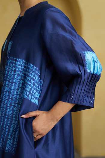 Shop_Vaaya_Blue Silk, Chanderi Round Neck Shibori Handwoven Kurta And Pant Set 