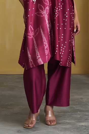 Vaaya_Wine Silk, Chanderi V-neck, Yes Shibori Handwoven Kurta And Pant Set _Online_at_Aza_Fashions
