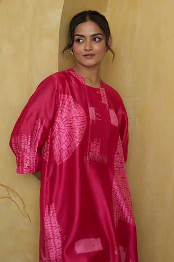 Shop_Vaaya_Pink Silk, Chanderi Handwoven Kurta And Pant Set _Online_at_Aza_Fashions