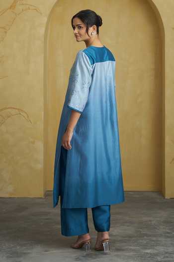 Vaaya Embroidered Kurta Set 