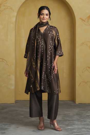 Shop_Vaaya_Olive Green Silk, Chanderi V-neck, Yes Handwoven Kurta And Pant Set _Online_at_Aza_Fashions