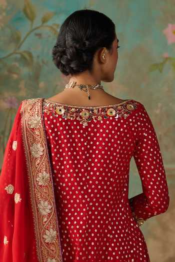 Buy Zoon Red Chanderi, Cotton, Silk V-neck, Yes Hand Embroidered Anarkali Set Buy_Zoon_Red Chanderi, Cotton, Silk V-neck, Yes Hand Embroidered Anarkali Set