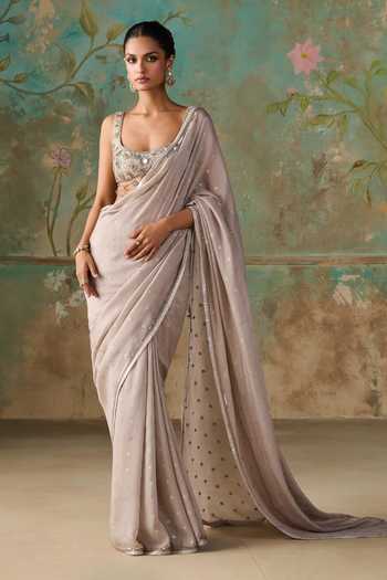 Zoon Border Embroidered Saree With Blouse