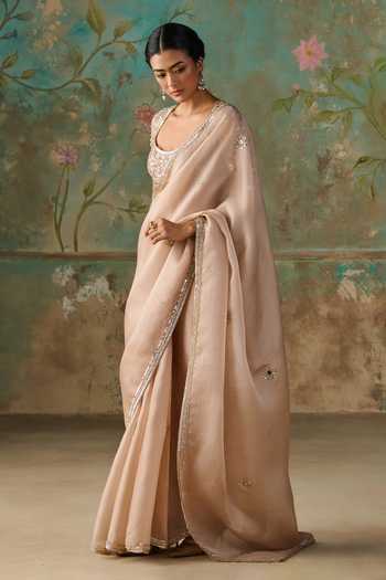 Zoon Gold Silk, Organza, Satin, Net Scoop Neck Hand Embroidered Saree With Blouse Online at Aza Fashions Zoon_Gold Silk, Organza, Satin, Net Scoop Neck Hand Embroidered Saree With Blouse _Online_at_Aza_Fashions