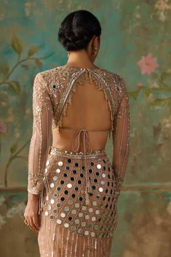 Shop Zoon Gold Net, Tissue Square Neck Hand Embroidered Fishcut Lehenga Set Shop_Zoon_Gold Net, Tissue Square Neck Hand Embroidered Fishcut Lehenga Set