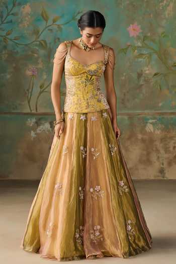 Zoon Green , Tissue, Organza Sweetheart Neck Aari Embroidered Lehenga Set at Aza Fashions Zoon_Green , Tissue, Organza Sweetheart Neck Aari Embroidered Lehenga Set _at_Aza_Fashions