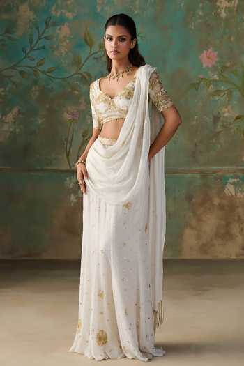Zoon Foil Pre-Draped Saree With Embroidered Blouse