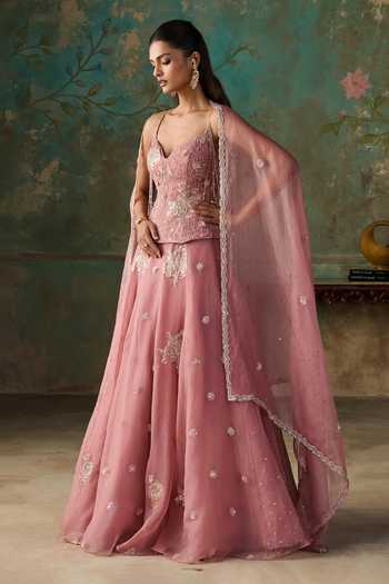 Zoon Aari Embroidered Lehenga Set