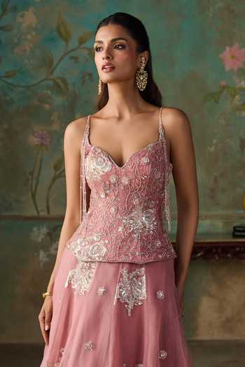 Buy Zoon Pink Silk, Organza Sweetheart Neck Aari Embroidered Lehenga Set Buy_Zoon_Pink Silk, Organza Sweetheart Neck Aari Embroidered Lehenga Set