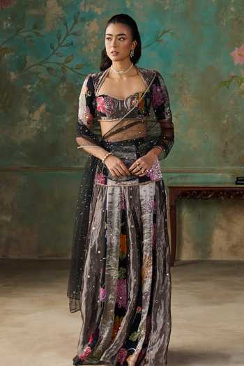 Buy Zoon Black Chanderi, Net, Tissue Aari Embroidered Pre-draped Saree With Blouse Online at Aza Fashions Buy_Zoon_Black Chanderi, Net, Tissue Aari Embroidered Pre-draped Saree With Blouse _Online_at_Aza_Fashions